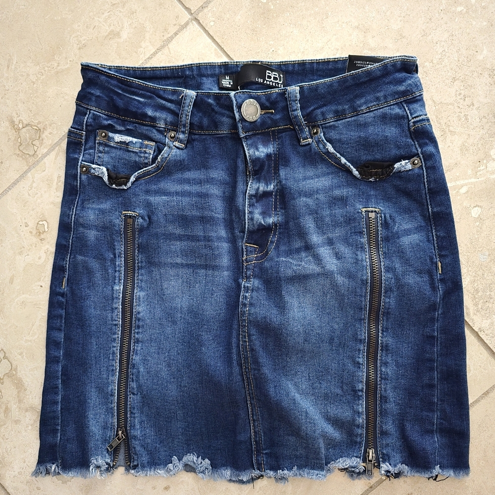 BBJ of LA Distressed Dark Wash Denim Mini Skirt w/Zippers